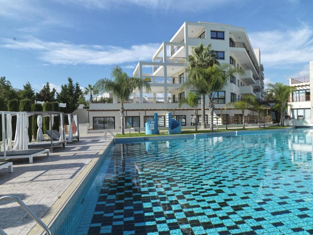 Zavos Aqua Park Club Apt
