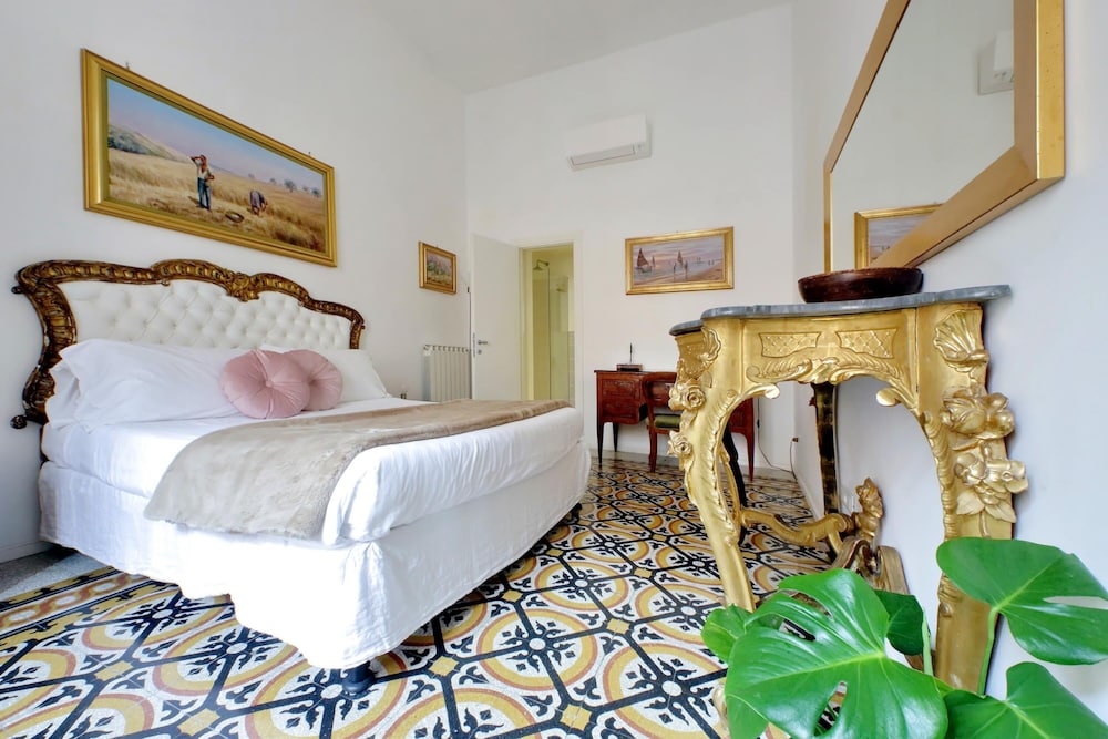 Treasurerome Grand Boheme Home 3BR