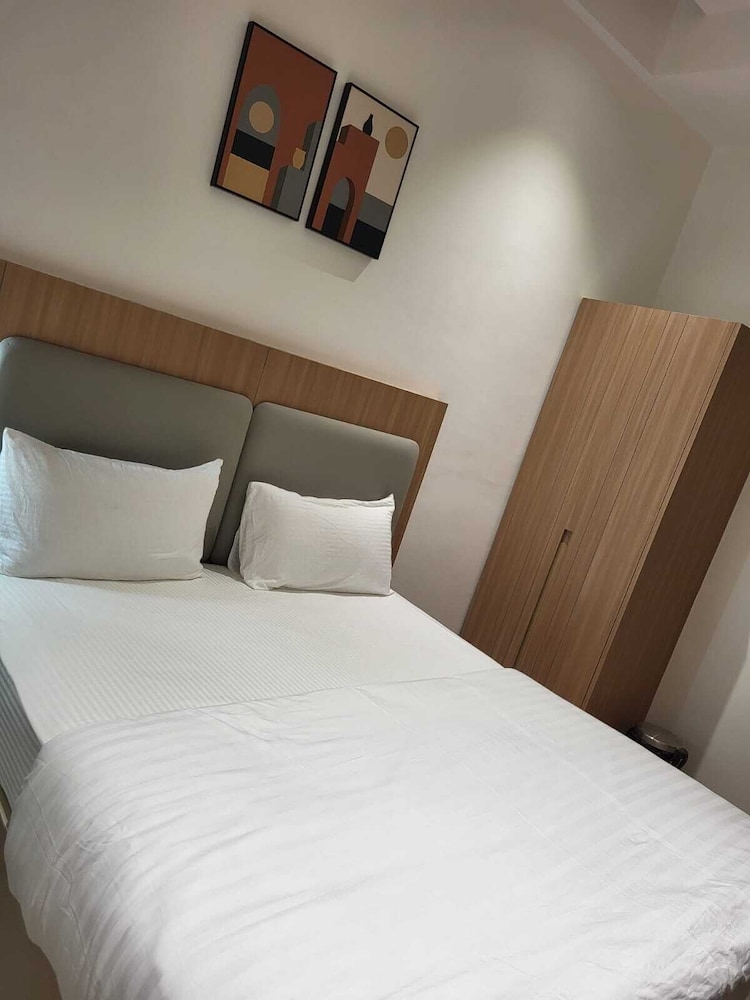 Shivam Hotel-Madhavpur