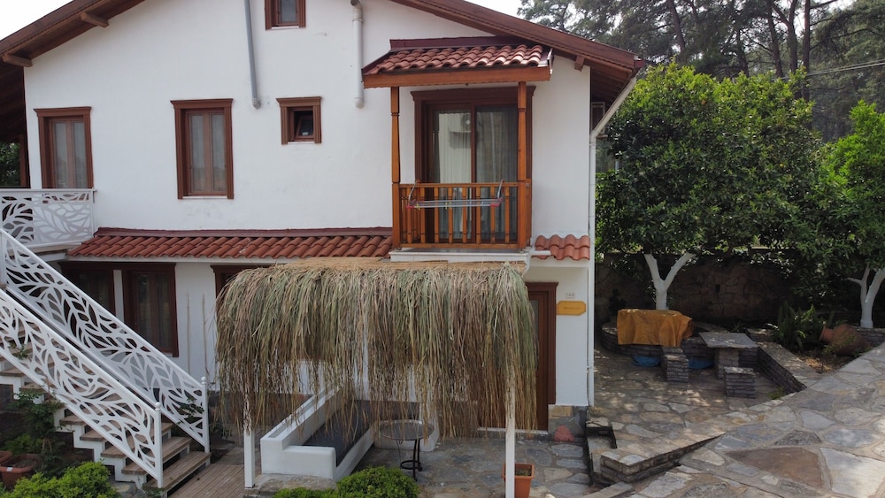 Tomsan Villas Akyaka view 4