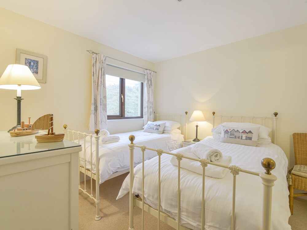 12 Burgh Island Causeway