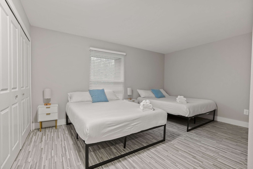 2BR 1BA Apartment With Great Amenities