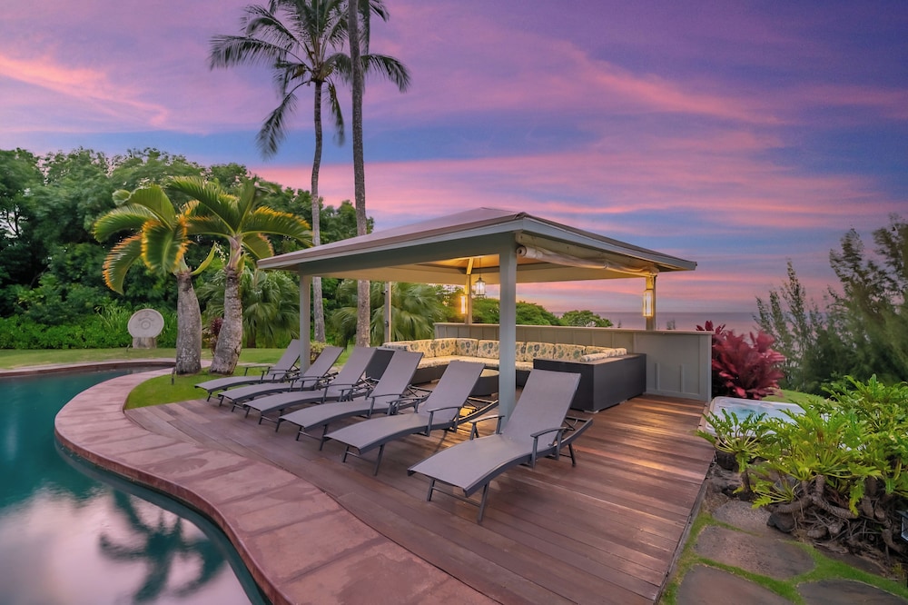 Secret Beach House in Kilauea
