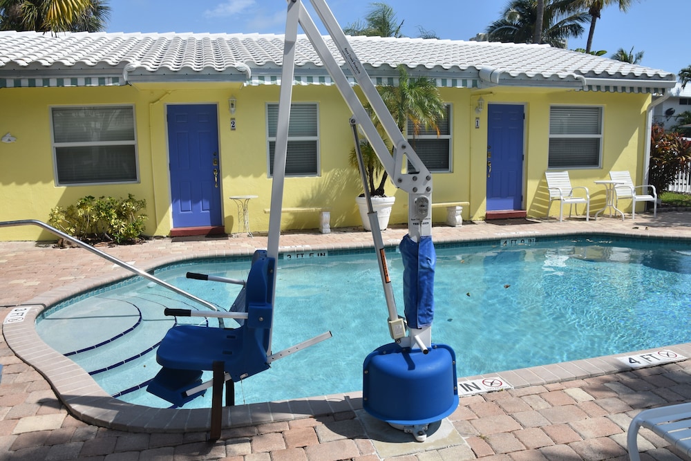 Bahama Beach Club of Pompano