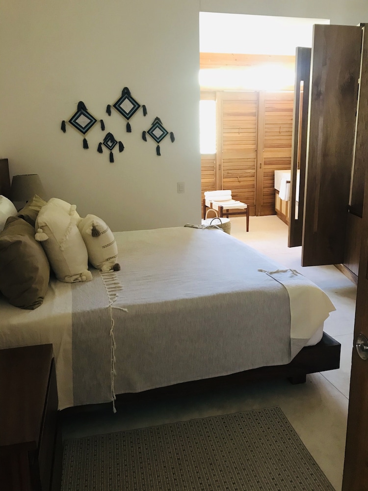 El Careyes Club & Residences