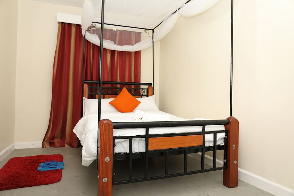 Nairobi Airport Mansionette view 2
