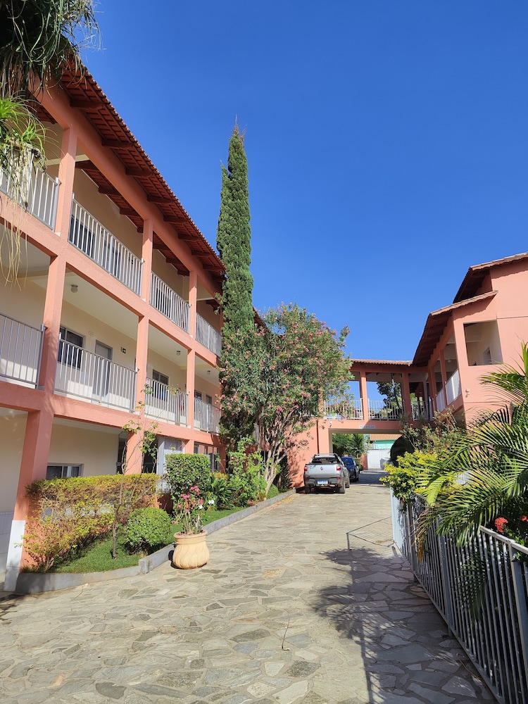 Hotel Pousada 4Estações - Image 1