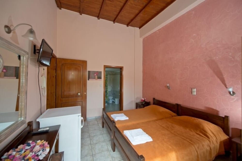 Katerina Traditional Rooms