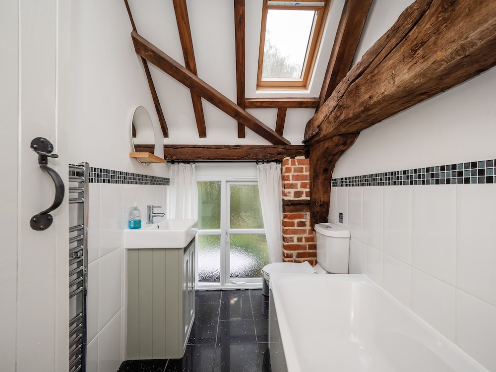 Maple Barn: Lux Rural Retreat Near Norfolk Coast