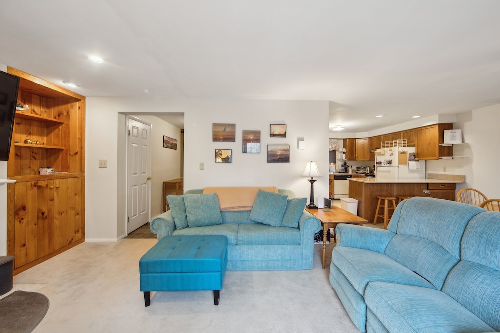 Chatiemac 42F - Quiet & Cozy 3-Bedroom Retreat 3 Townhouse by The Summit at Gore Mountain