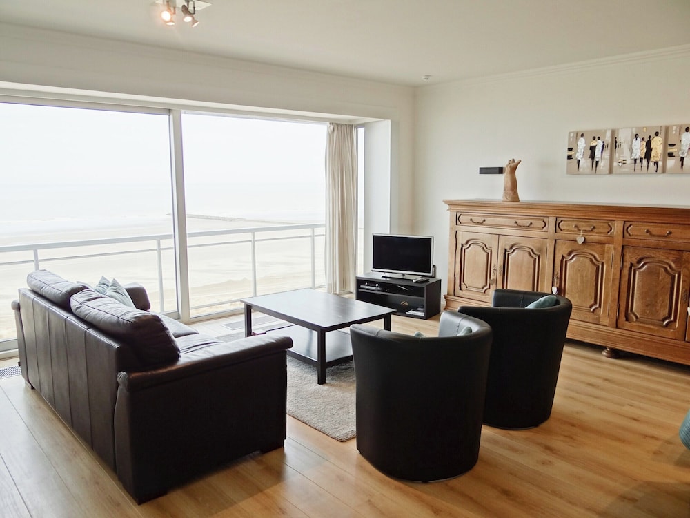 Apartment in Nieuwpoort for 6 Persons