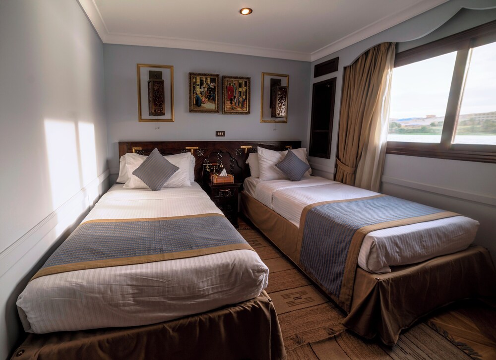 Sonesta Dahabeya Amirat I - Nile Cruise Ship - 7 nights from Luxor every Saturday