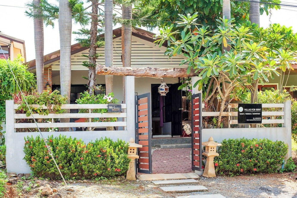 House 4 People sea View 100 m From the Beach
