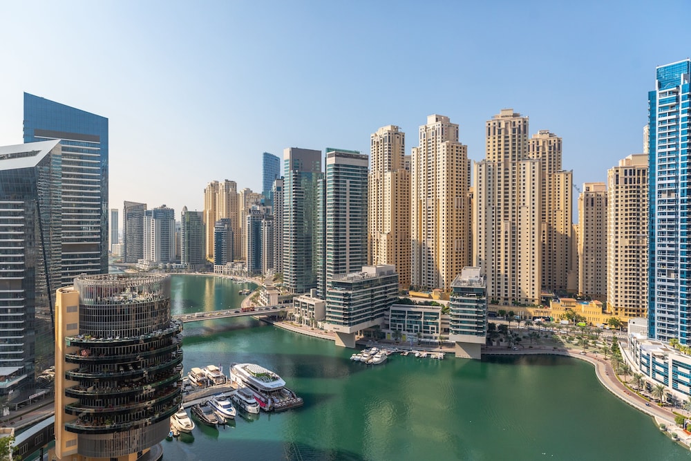 EDEN'S Homes & Villas - JW Marriott Marina Residences