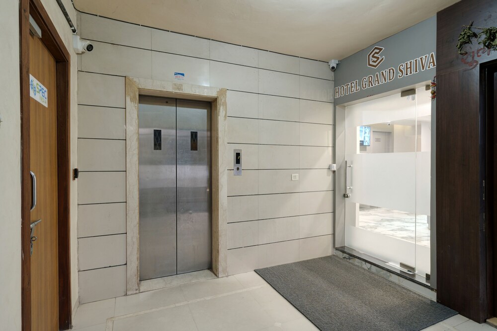 HOTEL GRAND SHIVA