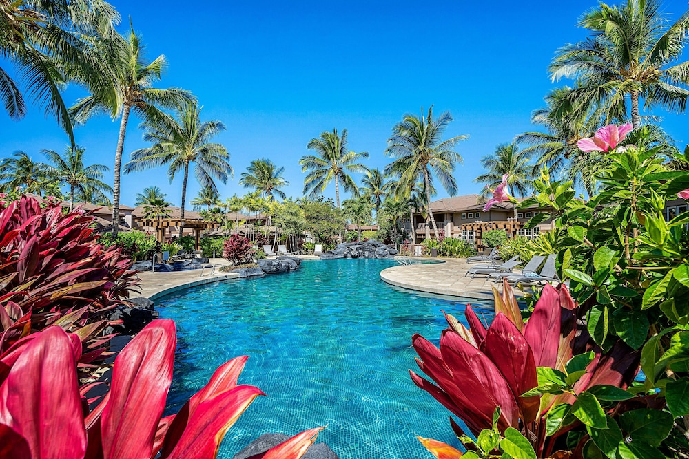 Spacious Top-floor Villa With Stunning Views - Walk to A-bay, Dining & Shops! - Vrkcv