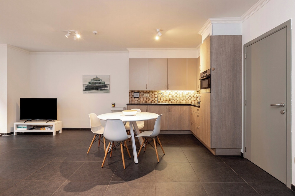 De Koetsier Apartment In Blankenberge