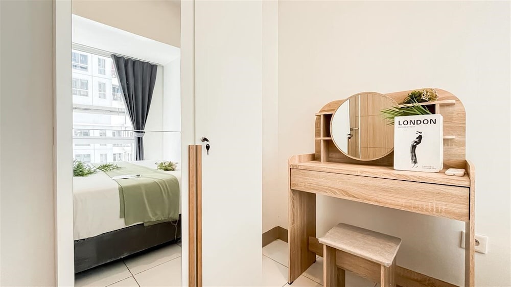 Minimalistic 2Br Near Tokyo Hub Apartment At Tokyo Riverside Pik 2