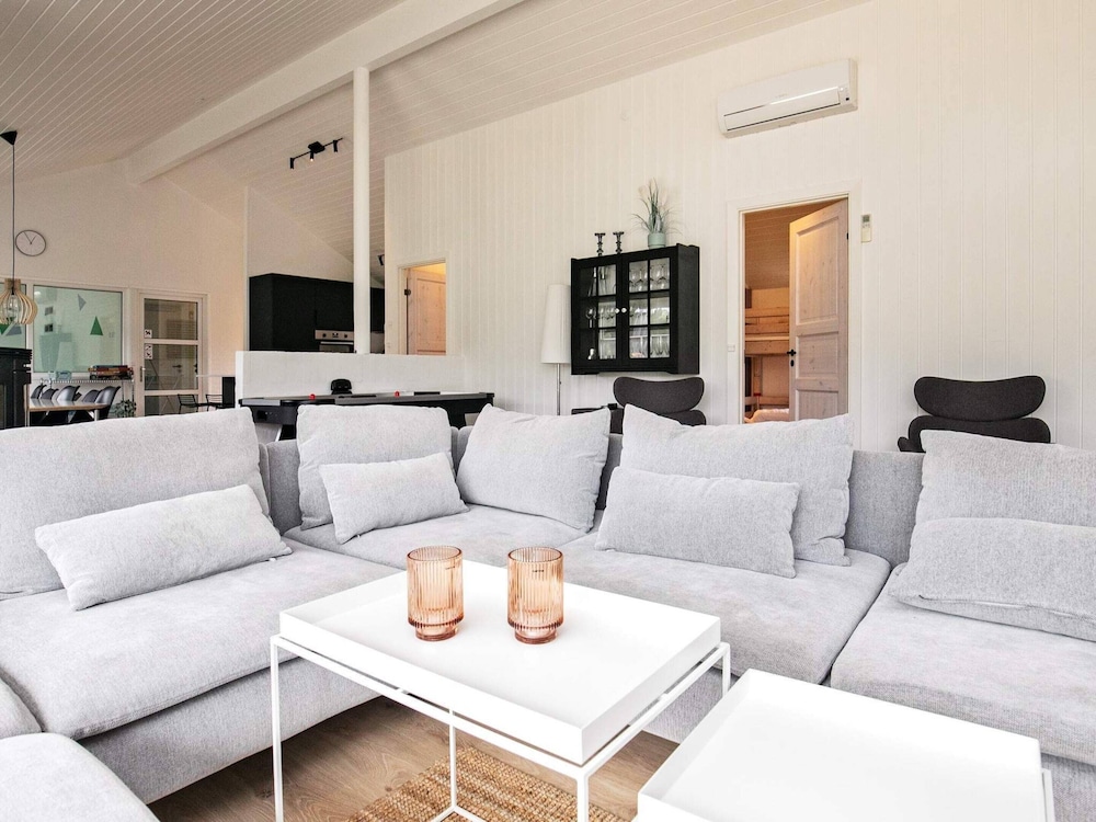 12 Person Holiday Home in Blavand