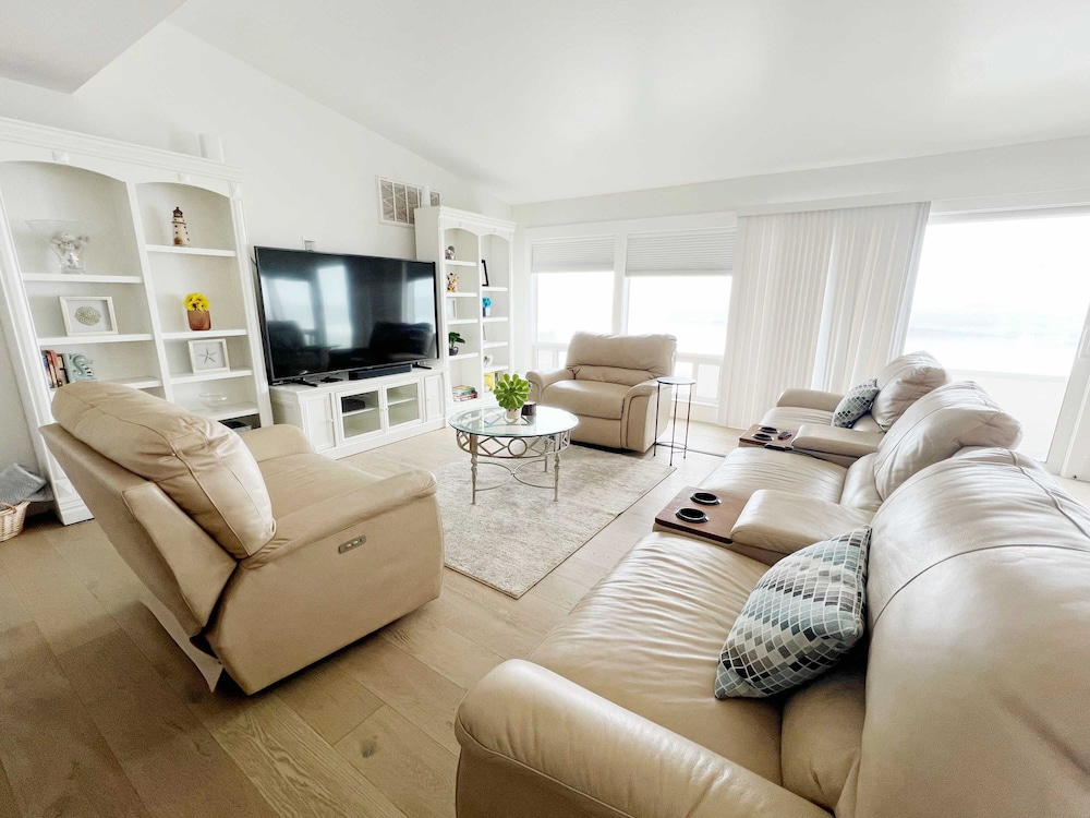@marbella Lane-oceanfront Retreat w/ Stunning View