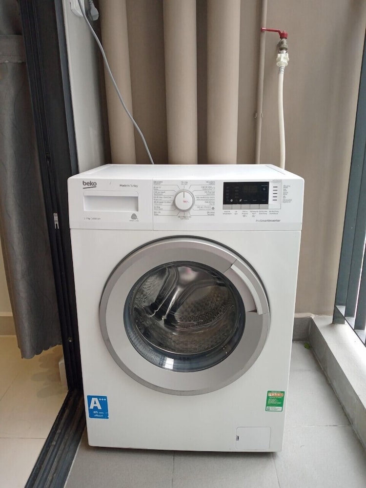 Hanoi Vacations - Smart City Vinhomes Nam Tu Liem Apartment - Property Image 6