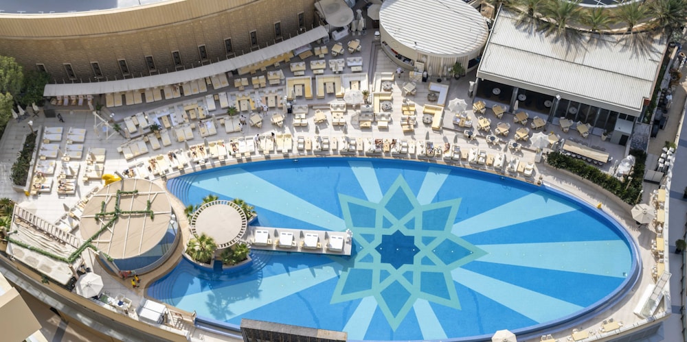 LUX The JW Marina Studio