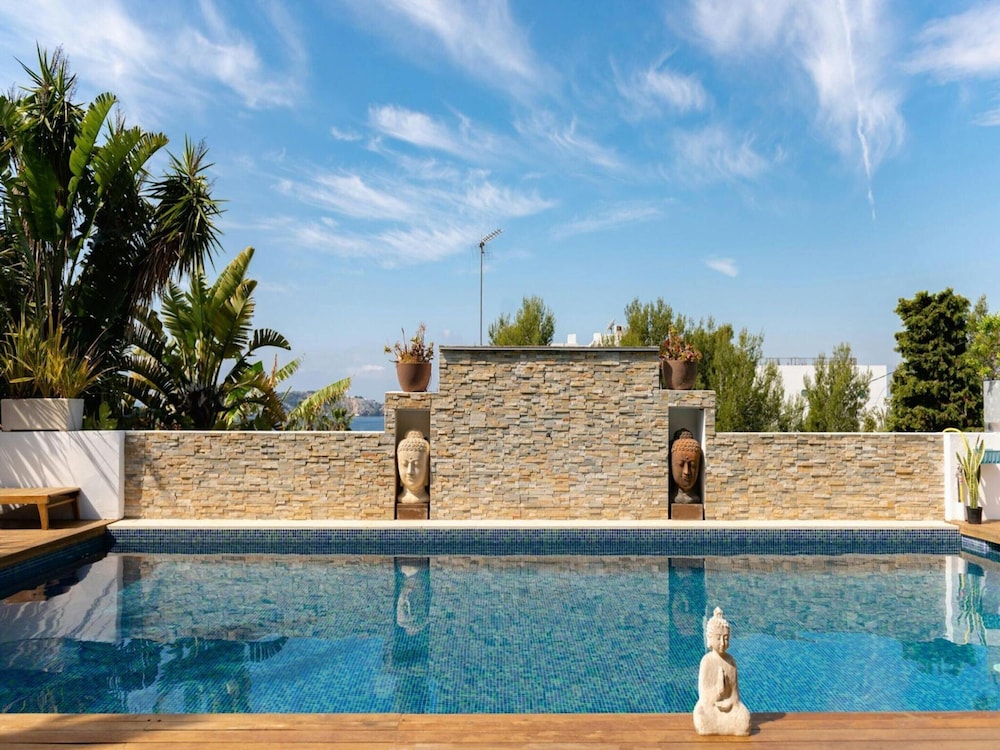 Villa in Cap Martinet