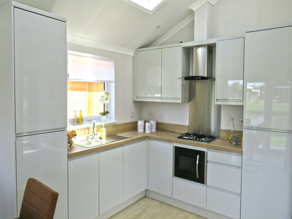 Modern Chalet With Dishwasher, 6km From Elburg view 4