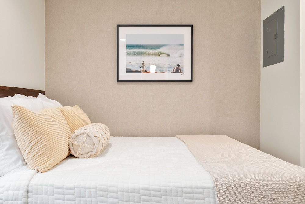 Hygge House Suites