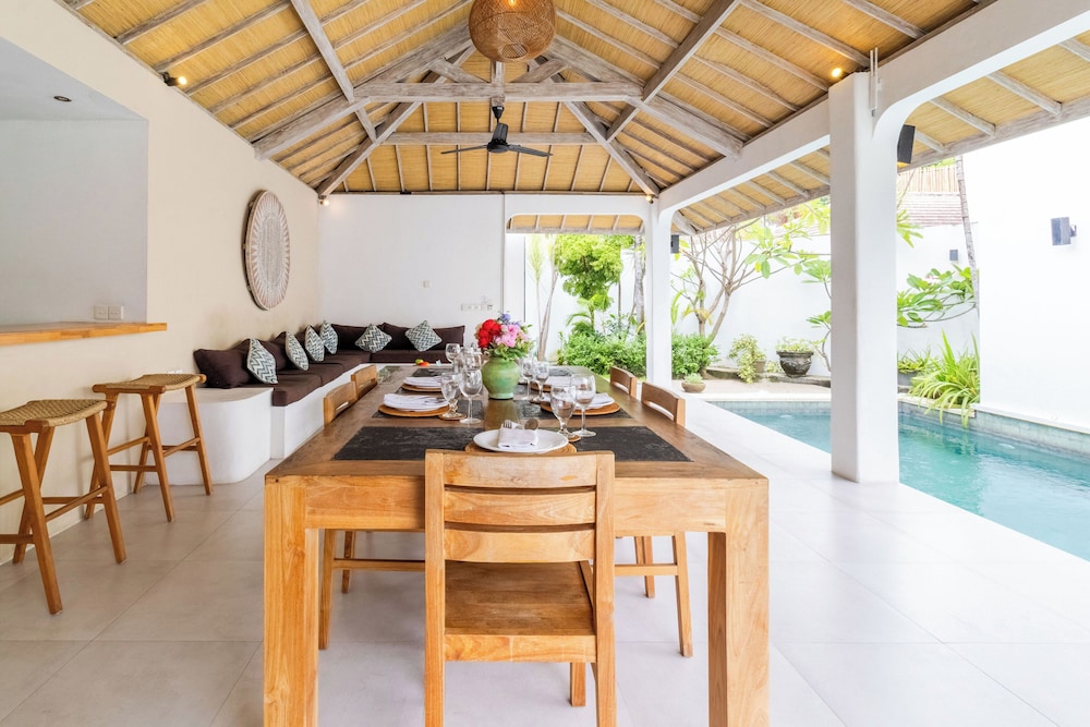 Villa Cocodrilos 2 by Pertama Management