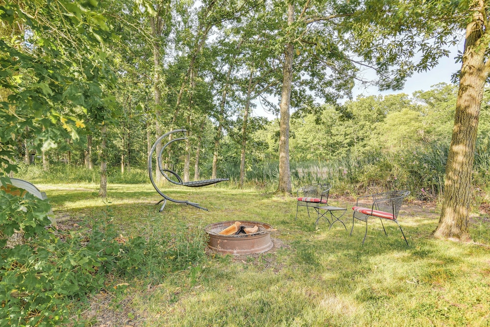 Historic Clark Cabin w/ Deck Fishing Pond Access - Property Image 22