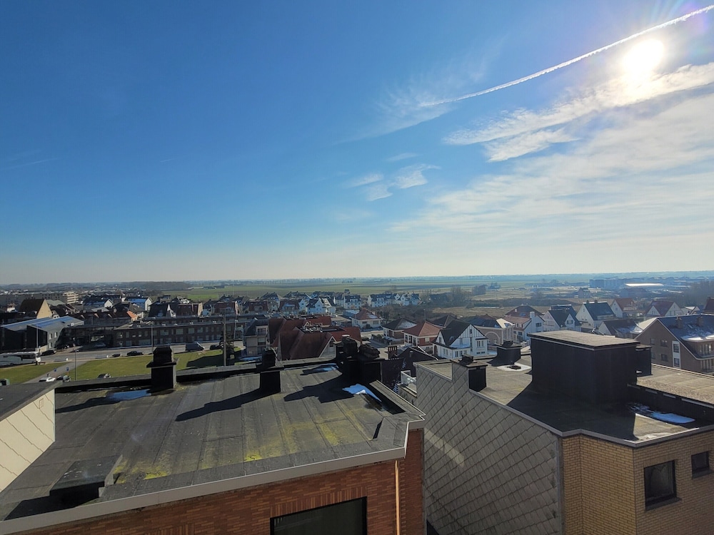 Apartment With Terrace in Middelkerke