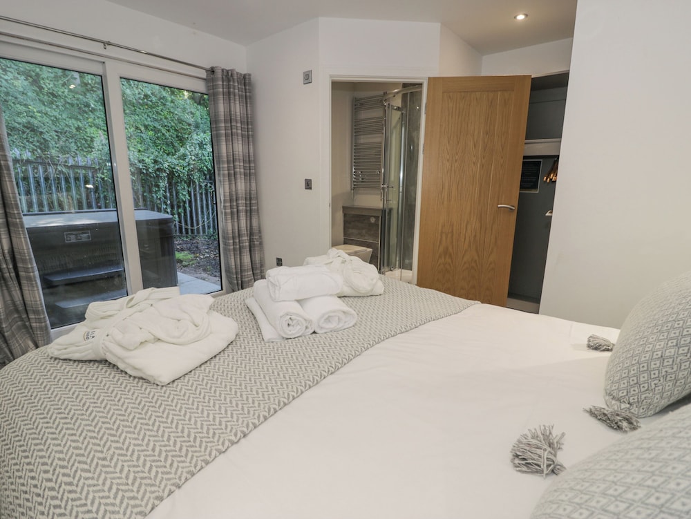 Luxury Lodge 46