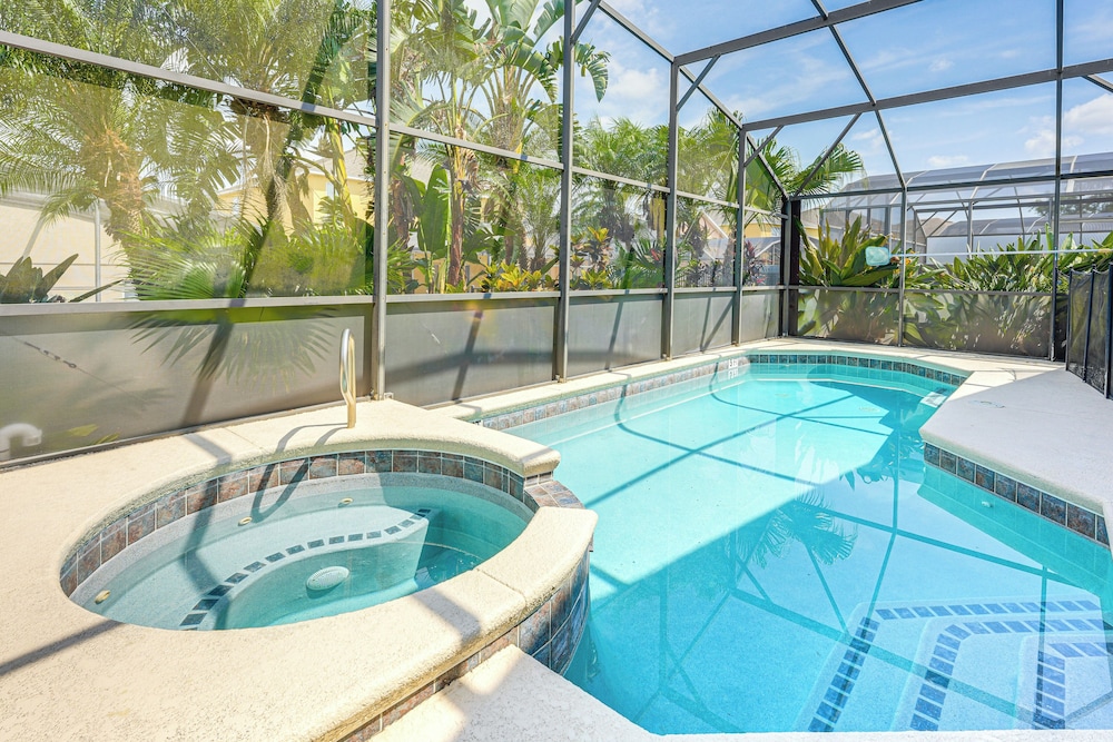 3 Mi to Disney World: Poolside Oasis w/ Game Room