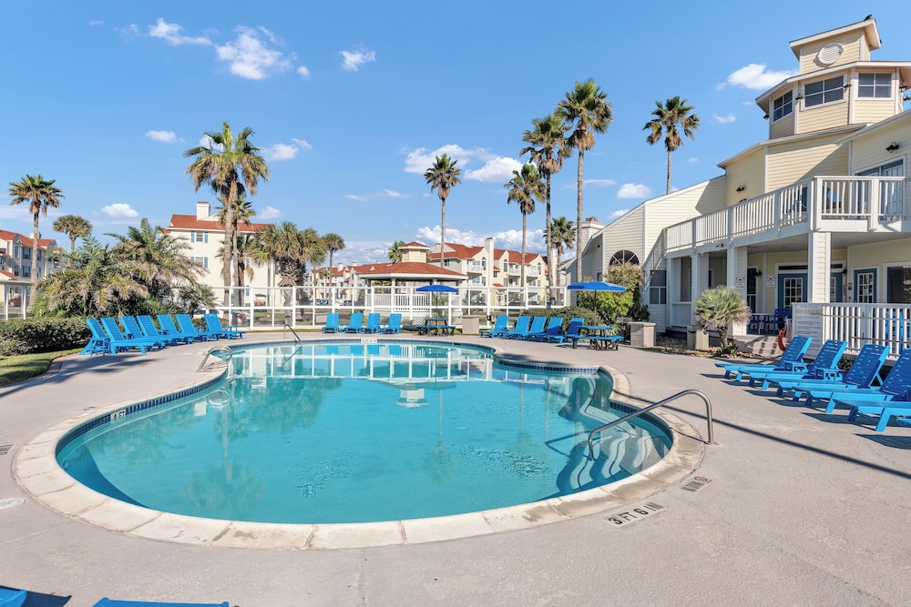 The Lazy Turtle by Silver Sands Vacation Rentals