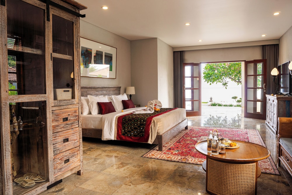 Seaside Oceana Suites by Mahaprana