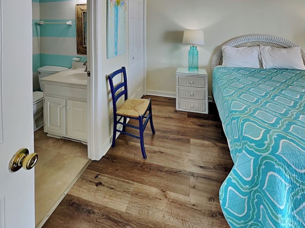 A Grande Green by Topsail Realty