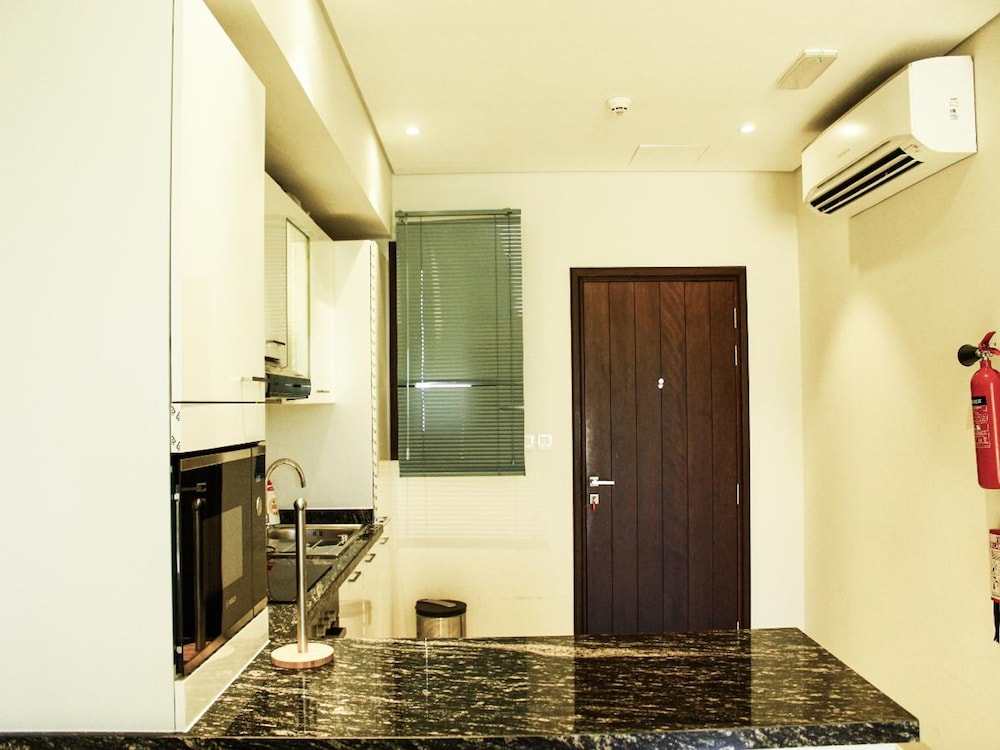 Lagoon View Apartment With Terrace