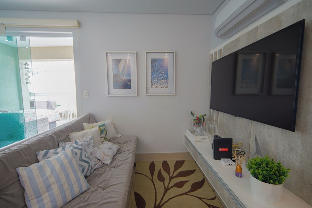Apto pet Friendly c Churrasqueira a 100m da Praia