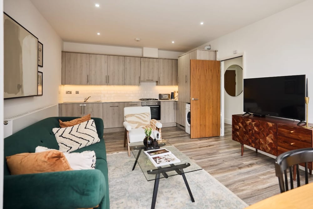 The Harlesden Hideout - Charming 2bdr Flat