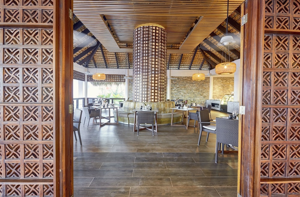 Royalton Hideaway Punta Cana, An Autograph Collection All-Inclusive Resort & Casino – Adults Only