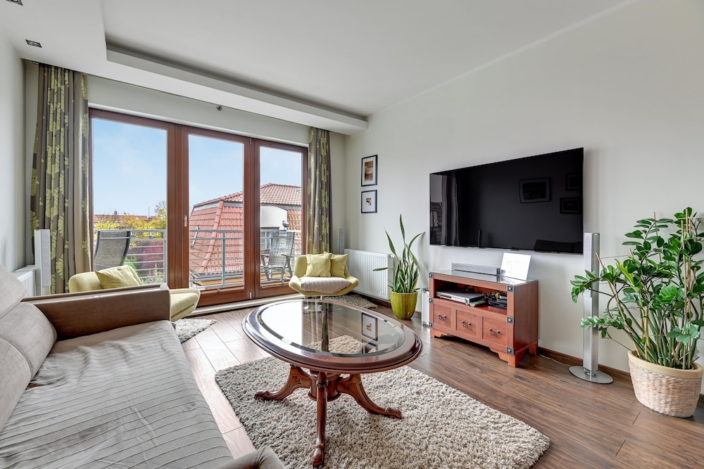 Lion Apartments - Parkur 2 view 5