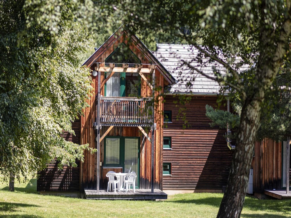 Attractive Studio With Balcony