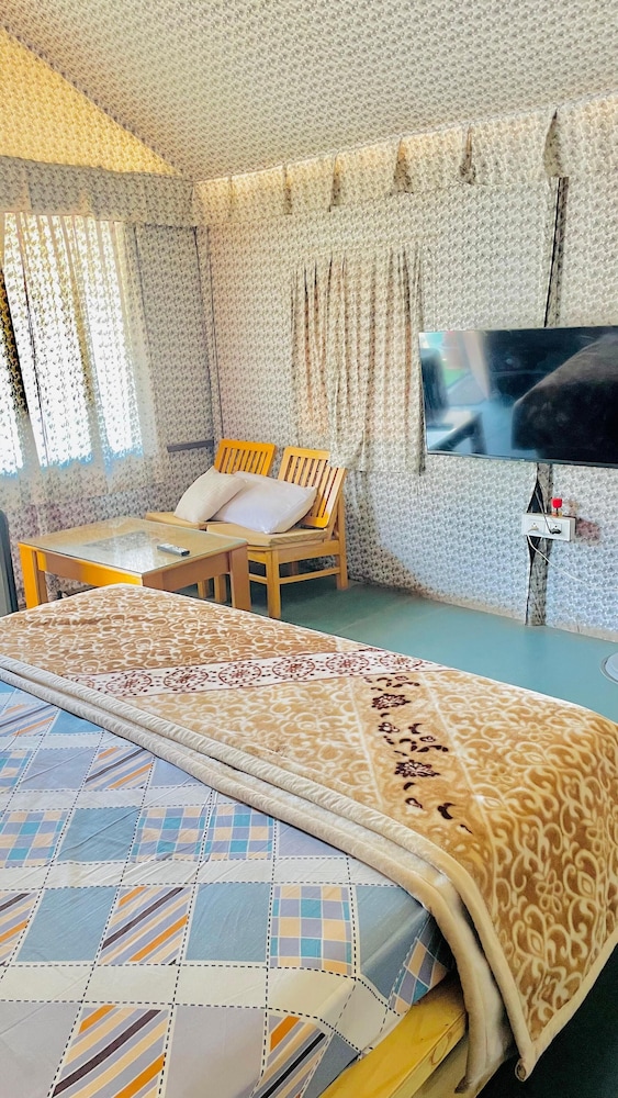 Bambooz Bel cottage and camps Kasauli