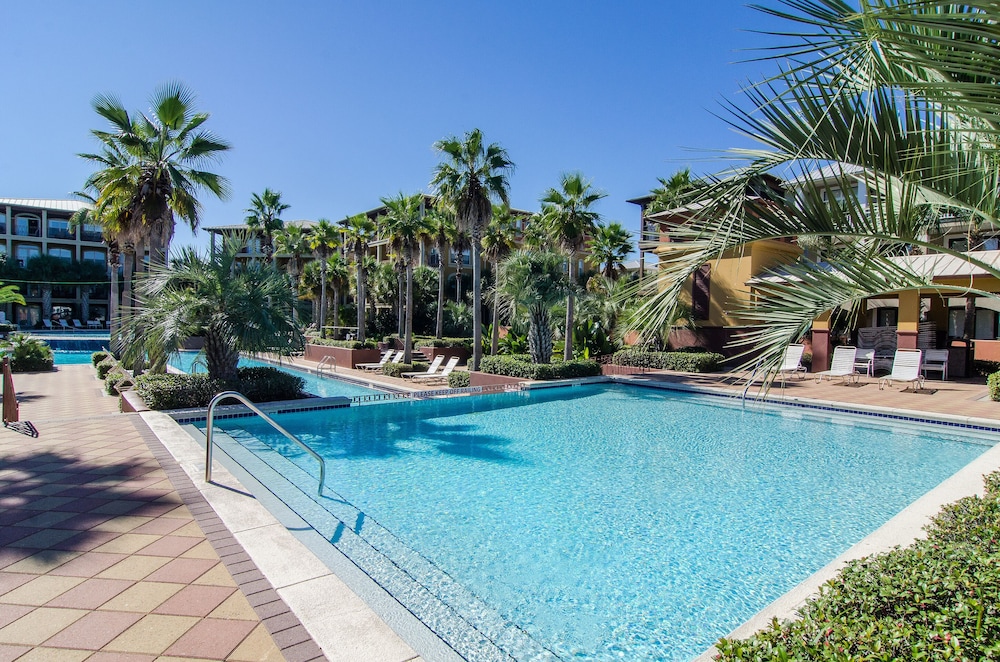Villas of Seacrest Beach on 30A by Panhandle Getaways