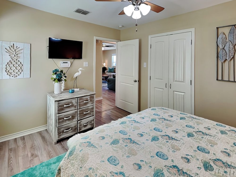 Gulf Coast Getaway by Miss Kitty’s
