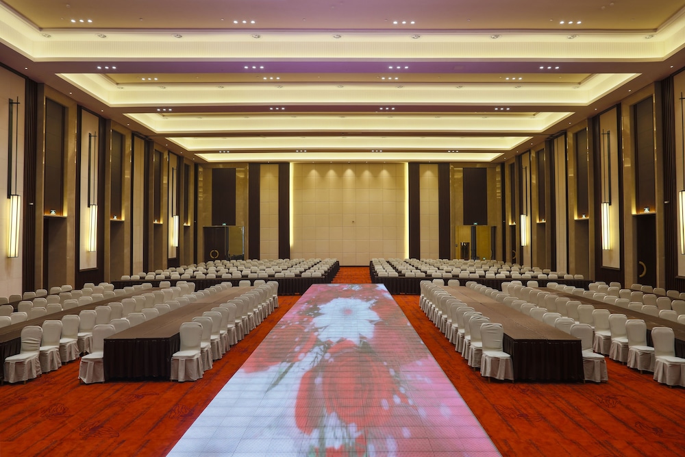 Emeishan Grand Hotel