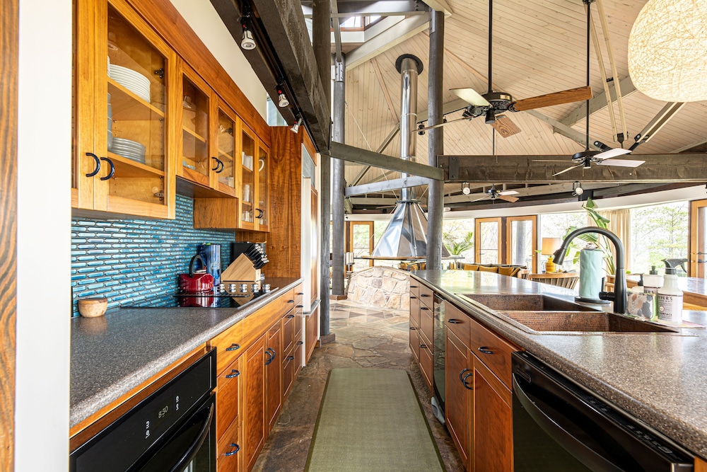 Belltop Architectural Wonder on Private Mountain
