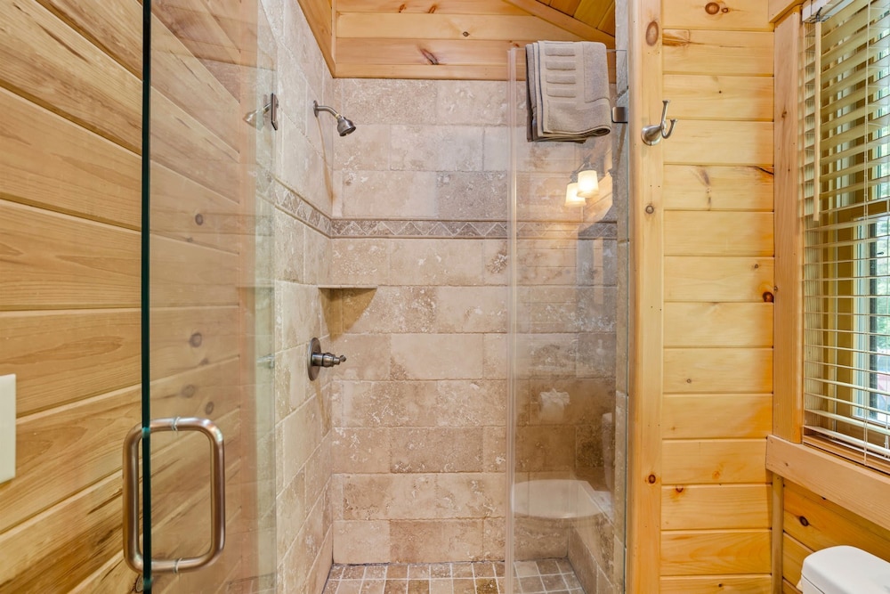 Eagle Nest Lodge Hot Tubs Mountain Views
