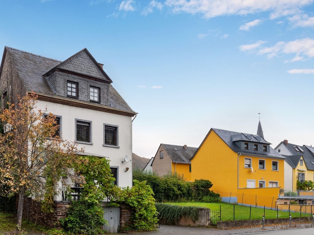 Moselle Riverside Escape